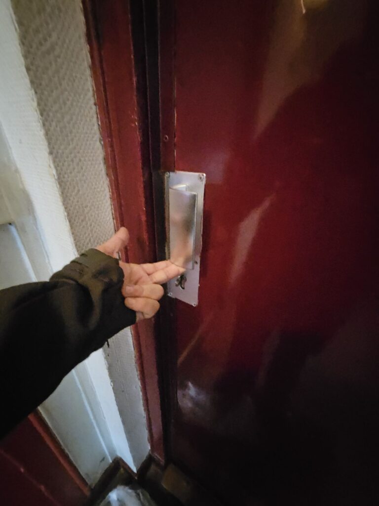 Ouvrir ou fermer la porte 