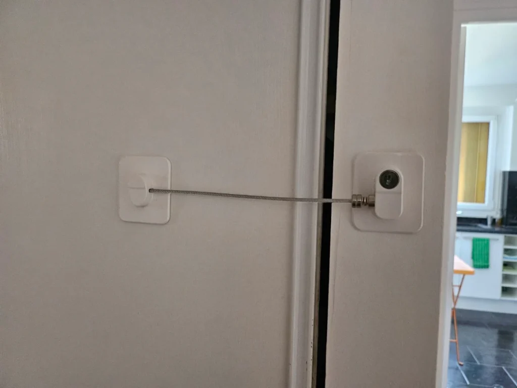 🔒 Placard réservé au personnel